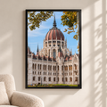 Постер Budapest Icon – постер 5:7 в черна рамка със стъкло, светъл минималистичен интериор
