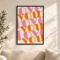 Постер Love You – постер 5:7 в черна рамка със стъкло, светъл минималистичен интериор